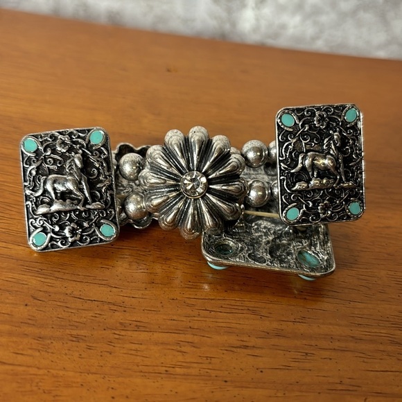 Western Stretchy Bracelet - Picture 2 of 3